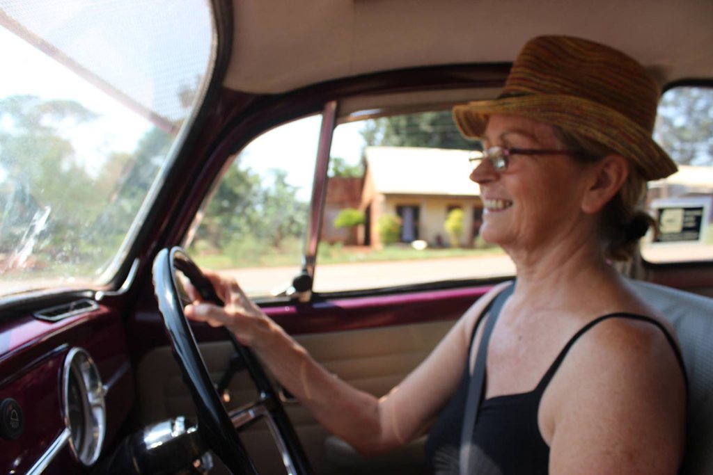 Leslie Carvell. All About Uganda in a Beetle