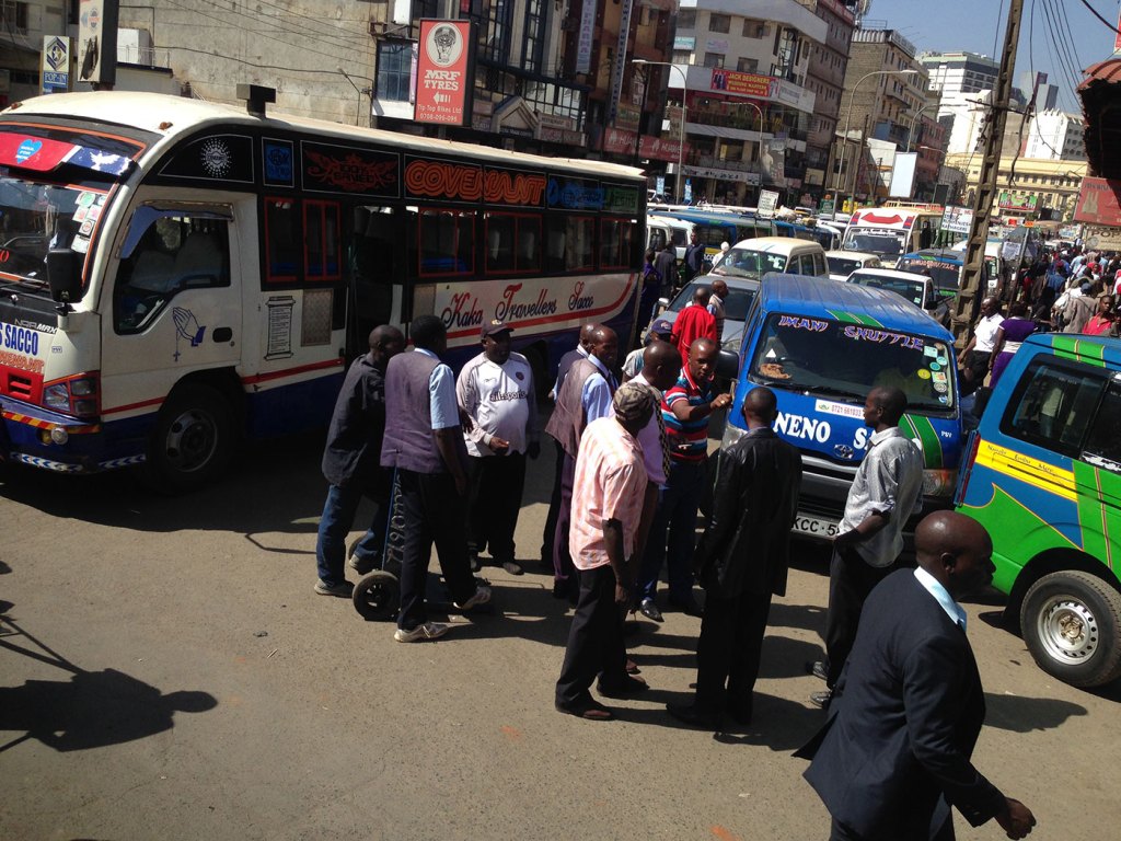 mash-bus-kampala-to-nairobi-river-road