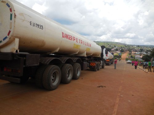 petrol-tanker-oraba-border-west-nile