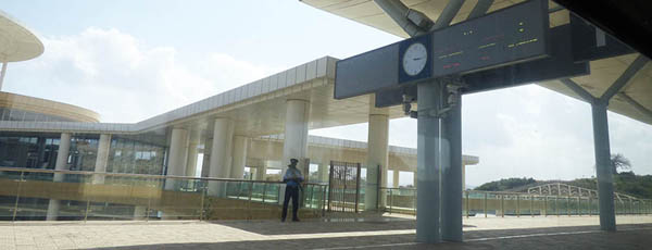 SGR train Kenya. Mombasa station. Diary of a Muzungu