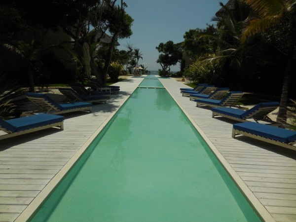 swimming-pool-medina-palms-watamu-kenya-coast